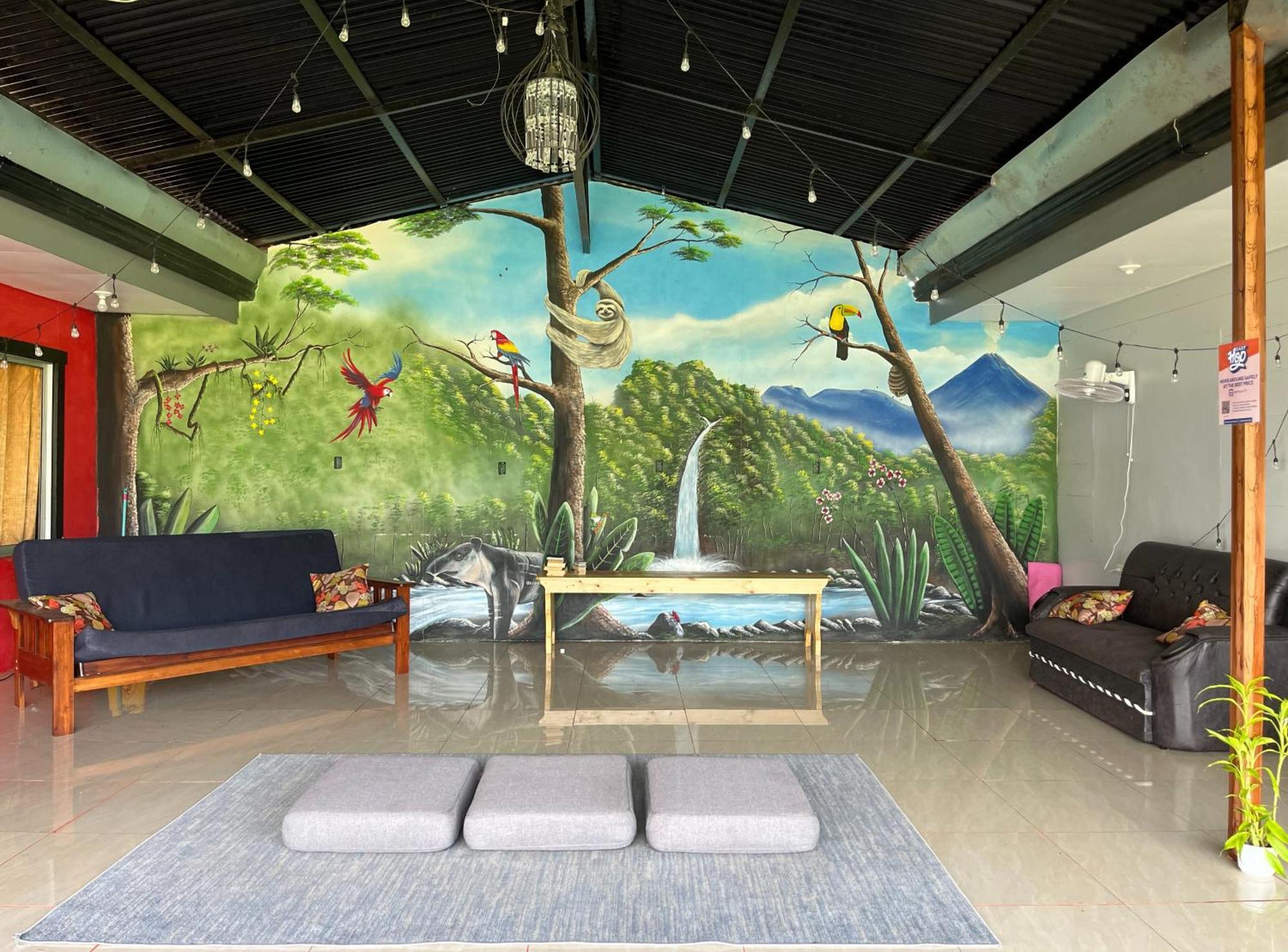 Arenal Sloth Hostel La Fortuna 外观 照片